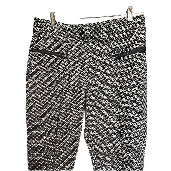 Classic Concepts Black & Gray Geometric Stretch Ankle Pants 1X - Picture 2 of 5